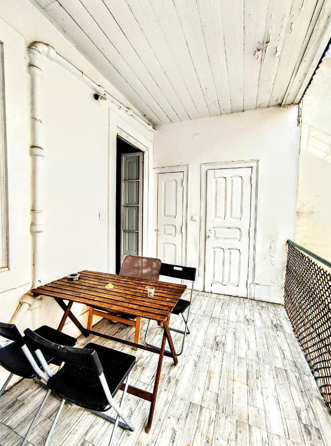 Fernando Pessoa Lisbon Rooms Екстер'єр фото